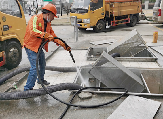 东区街道隔油池清理